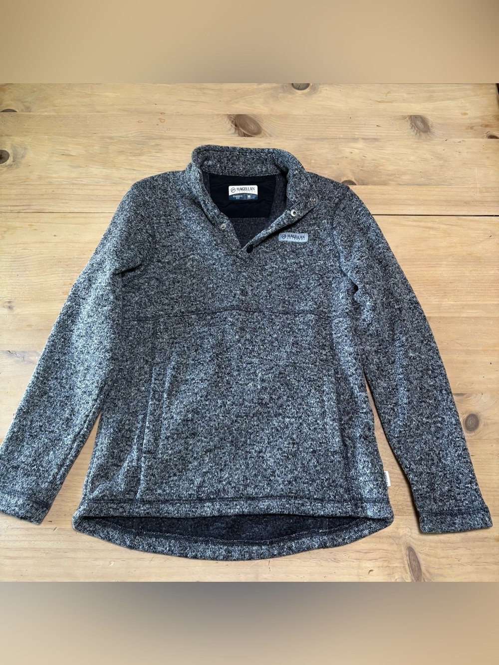 Magellan Outdoors woman’s xs Charcoal Heather Zip-Up Style Sweater
